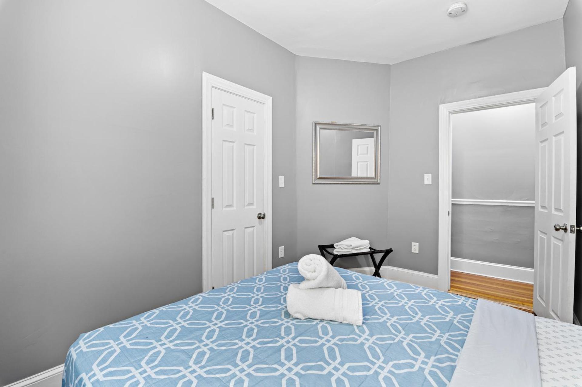 Spacious Apartments Near Ashmont - Evonify Stays Boston Exterior foto